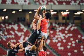 国际体育科技博览会展示AI体测一体机 成团体检测新宠