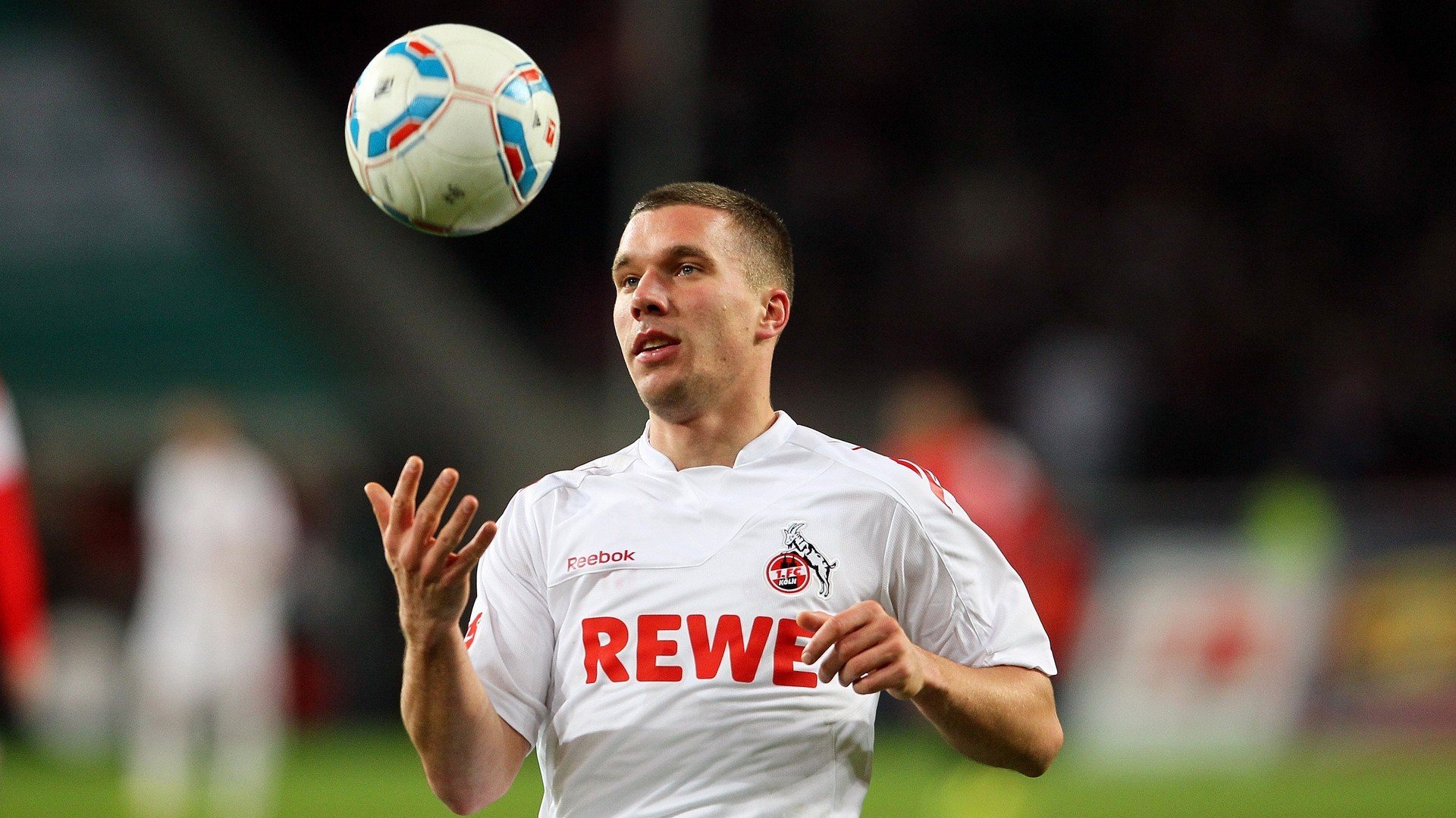 开云官方网站-中超联赛中国女足逆袭 球迷为拼搏精神点赞，中超女足联赛2021