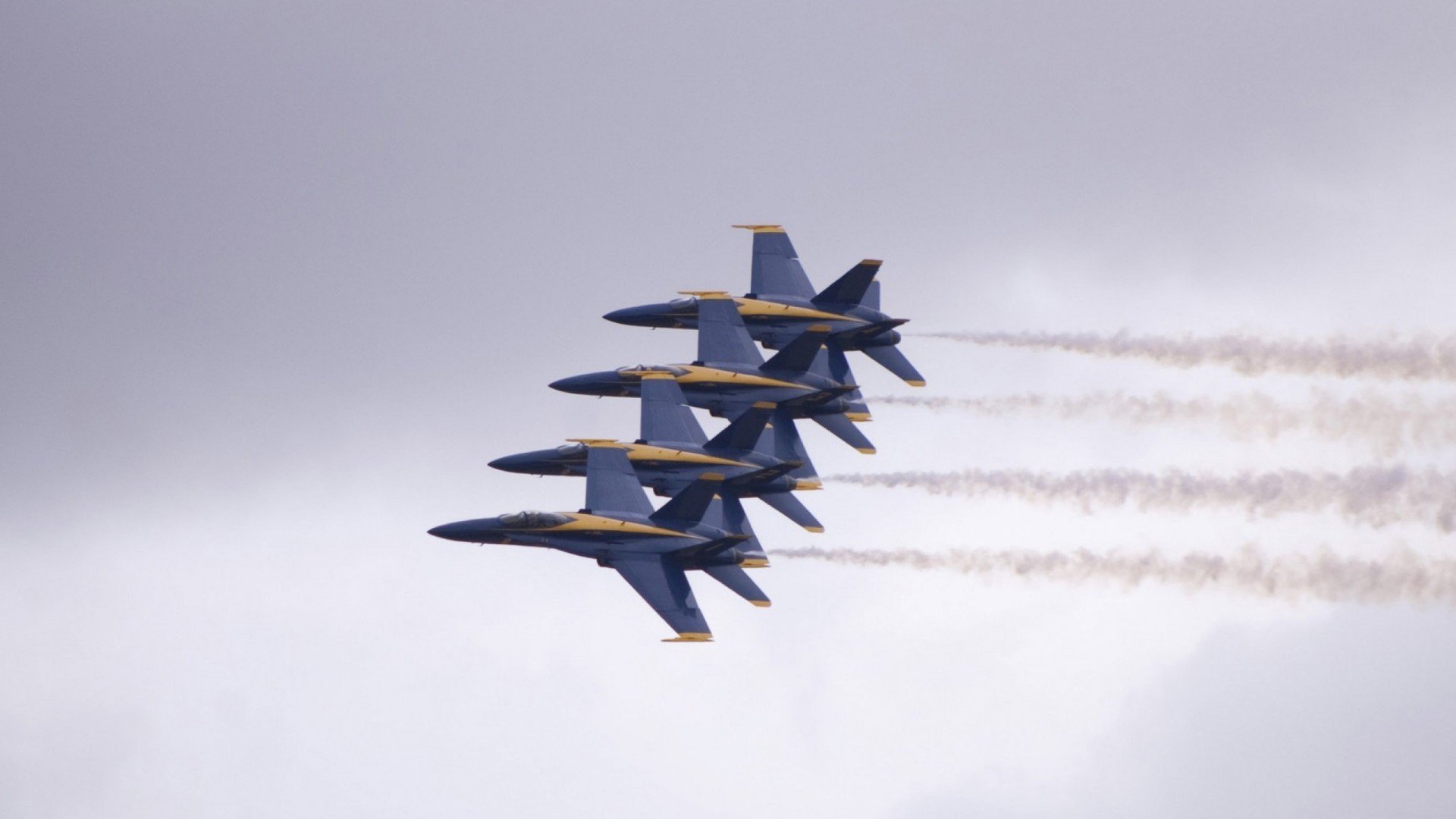 卡普尔在比赛中的快速反应，帮助袋鼠队防守反击，卡普尔ms