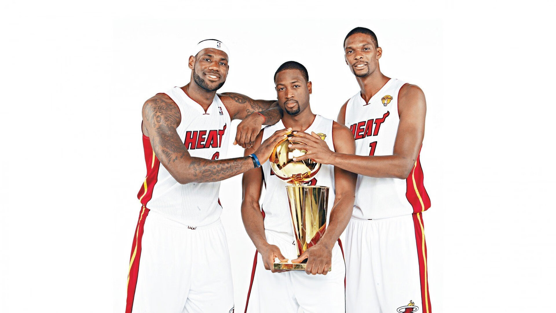 世界杯：地铁开通“看球专列” 末班车延长至凌晨两点